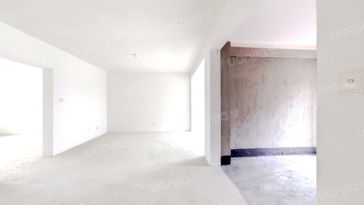 宝隆花园二手房实景图