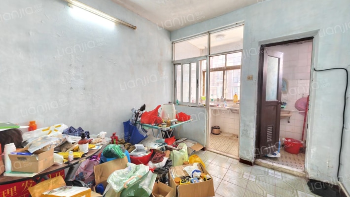 银海花园二手房实景图