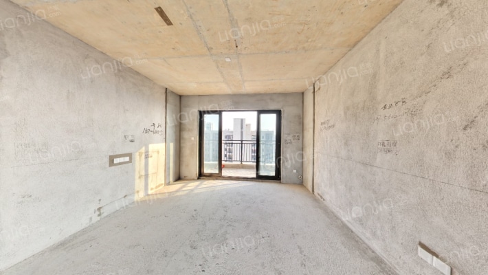 碧桂园美的豪园二手房实景图