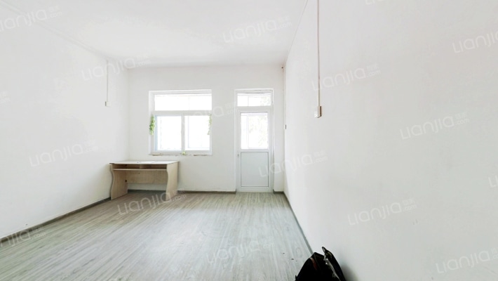 小拖宿舍楼二手房实景图