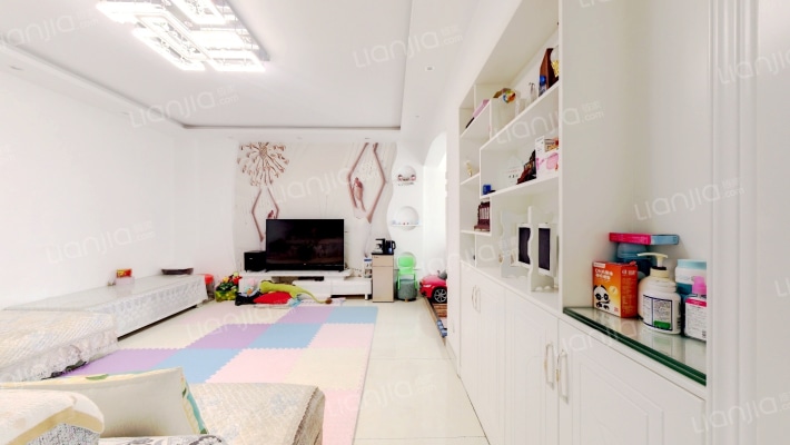 天居锦河丹堤二手房实景图