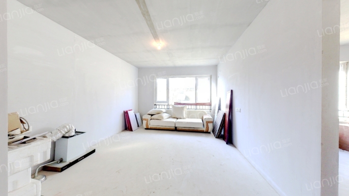 保利和府一期二手房实景图