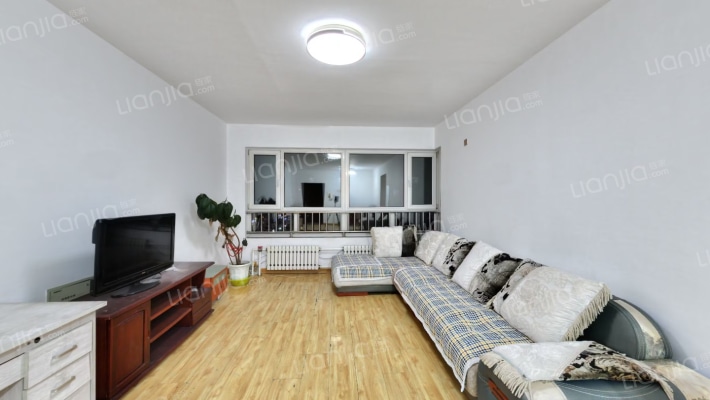 沈铁和谐佳园二手房实景图