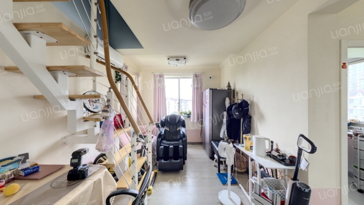 杉林新月环林东路879弄二手房实景图
