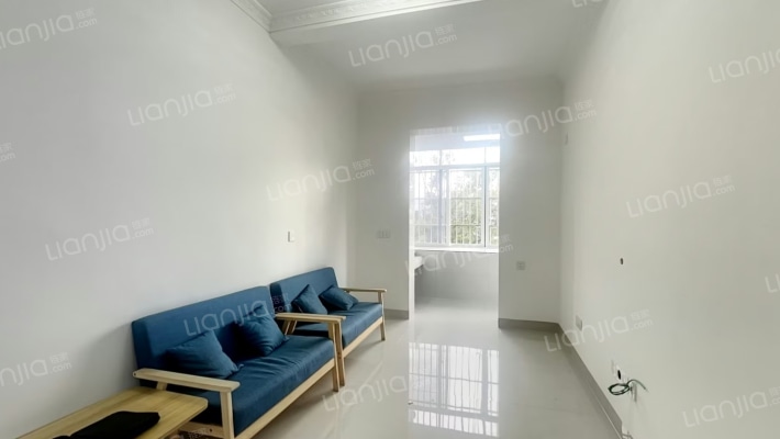 攀矿马兰山房区二手房实景图