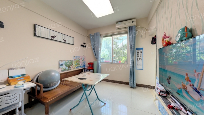 新兴白云花园二手房实景图