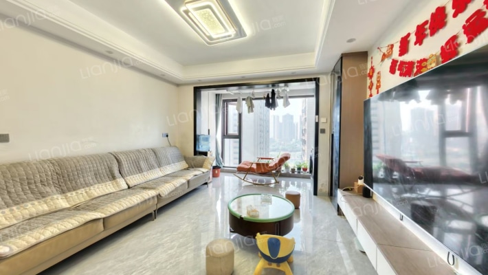 奥园玖俪湾二手房实景图