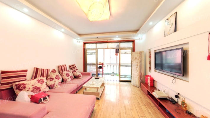 建材花园小区二手房实景图