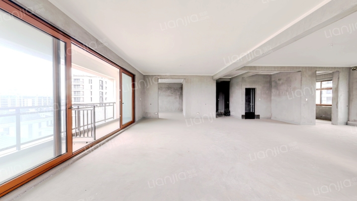 伊顿公馆二手房实景图