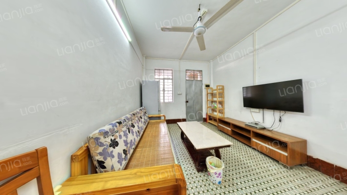 丝织路二手房实景图