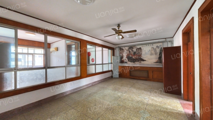 十亩园东街11号二手房实景图