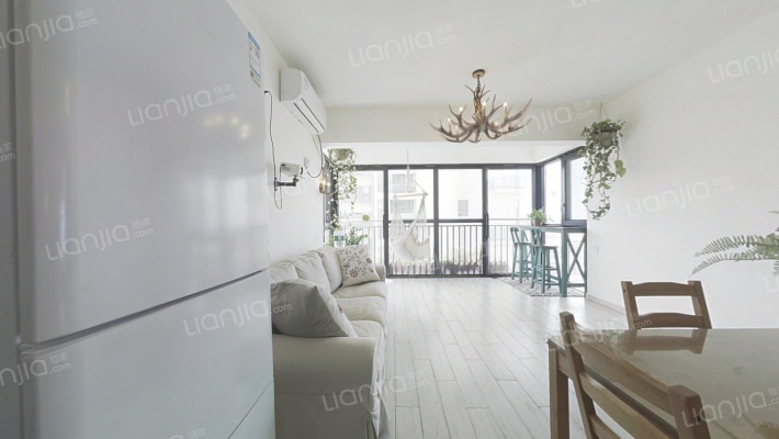 海泰别墅区二手房实景图