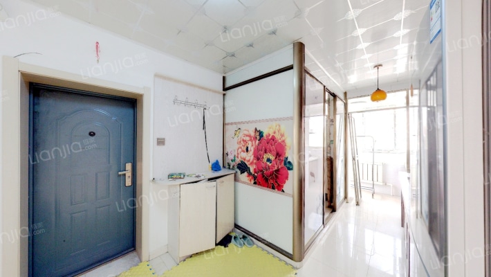 崇山中路二手房实景图