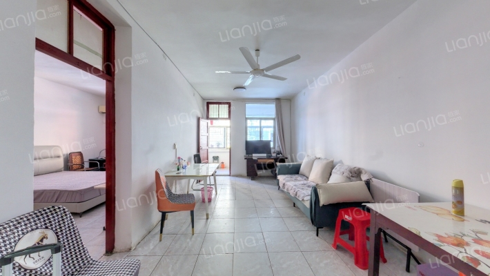 东清新村二手房实景图