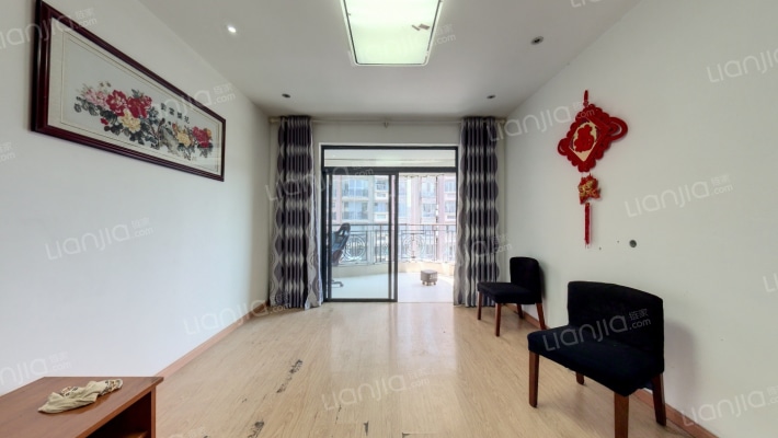 蓝波湾新天卫城蓝景街区二手房实景图