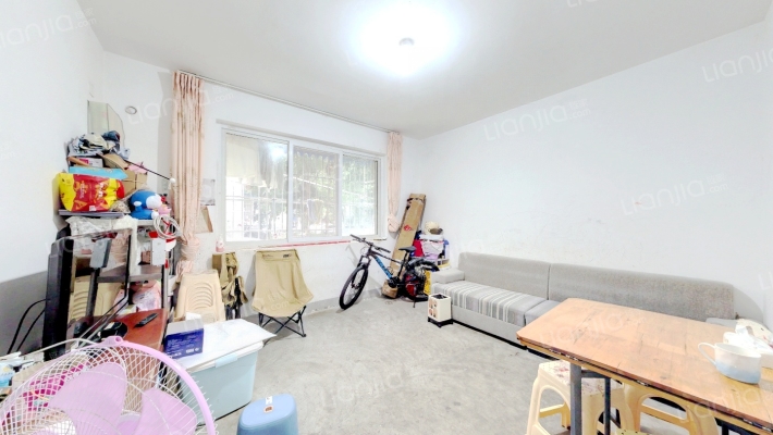 东虹路61号院二手房实景图