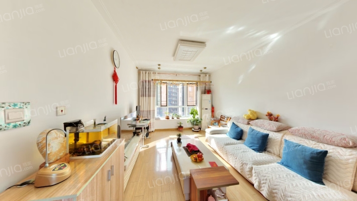 宜禾红橡公园二手房实景图