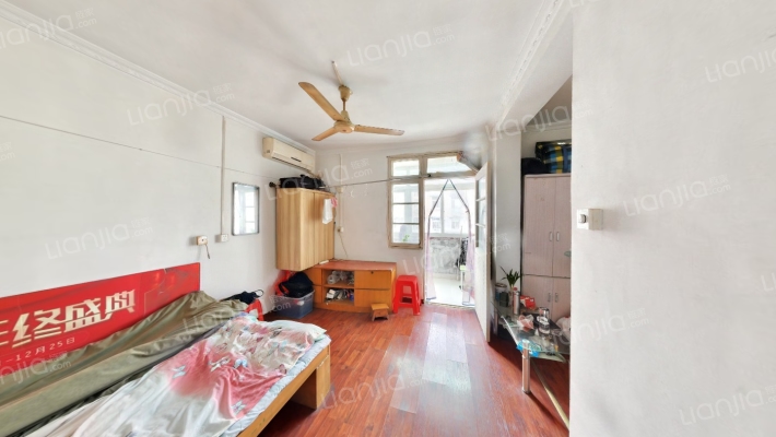 隆岗南村二手房实景图