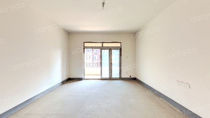 和泓四季B1区二手房实景图