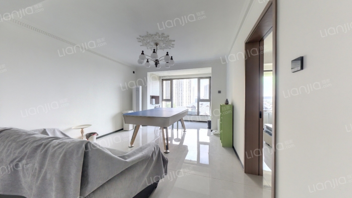 出售 凤麟府南北通透三居双卫 精装修-客厅