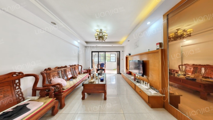 汇美体育花园二手房实景图