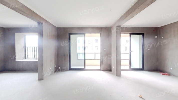 湖畔樾山二手房实景图