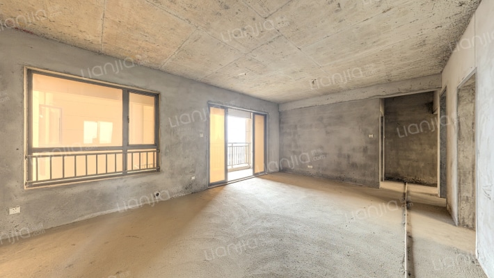 上实望府里二手房实景图