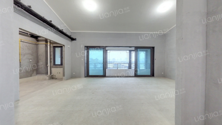 融创国宾雅集二手房实景图