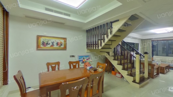 四季荣域二手房实景图