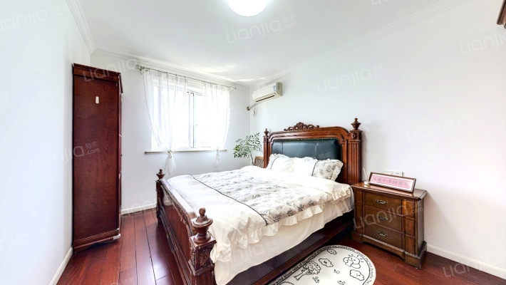 连波路228弄二手房实景图