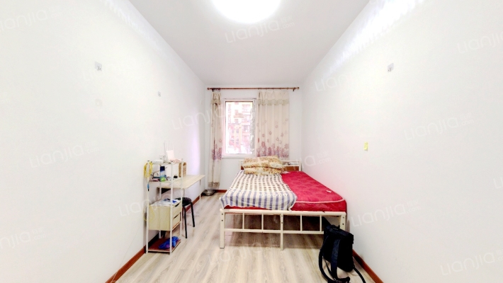 滨江逸品二手房实景图