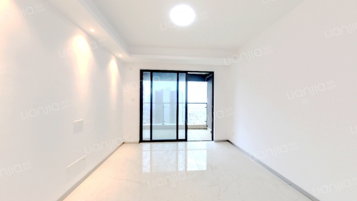 金地卓越松湖悦湾二手房实景图