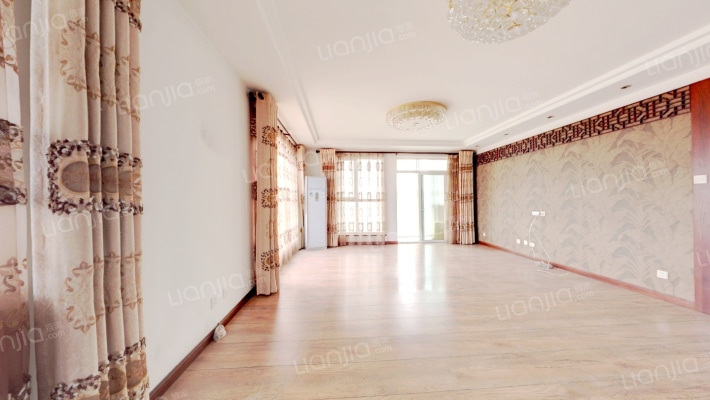 西海岸路38号二手房实景图