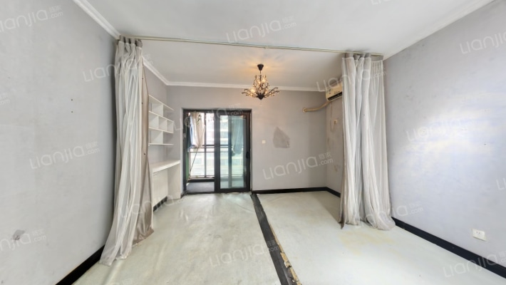 升龙国际中心B区二手房实景图