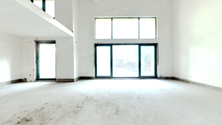 高尔夫湖滨花苑二手房实景图