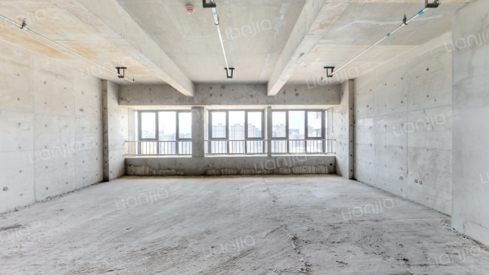 未来创客中心二手房实景图