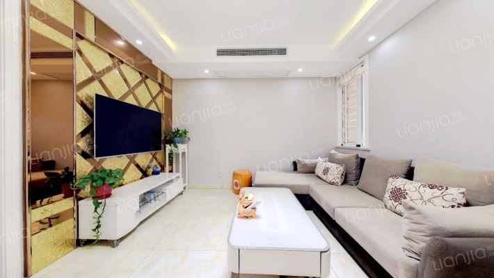 金色华庭东区二手房实景图