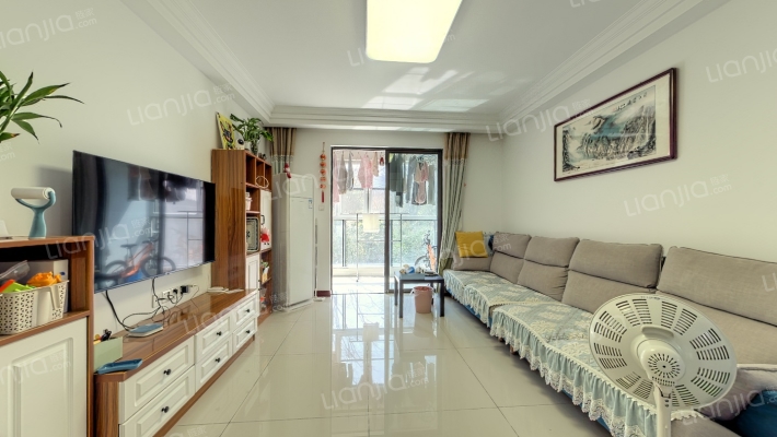 名士华府二手房实景图