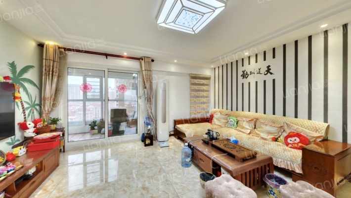 东方华府二手房实景图