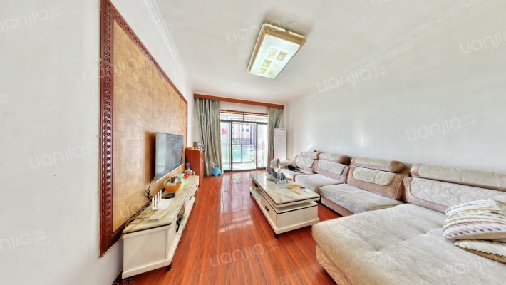 惠安新苑二手房实景图