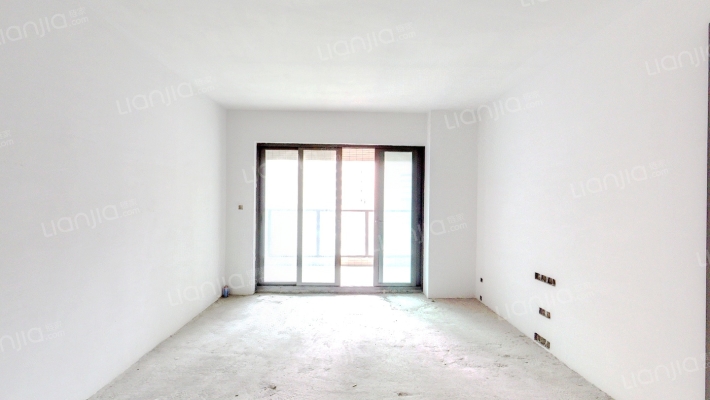 幸福华庭二手房实景图