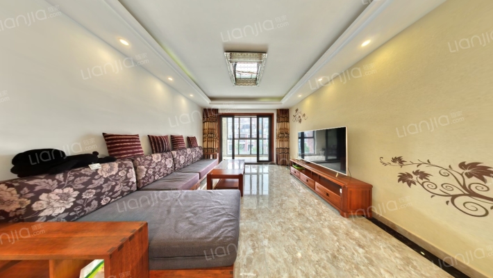 九龙仓碧堤半岛二手房实景图