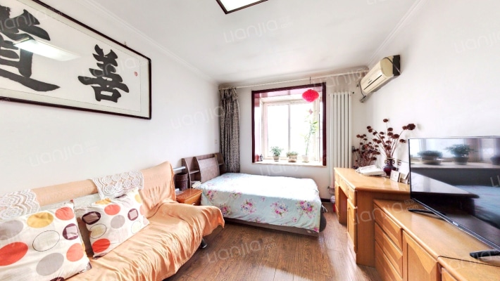 香山煤厂街27号院二手房实景图