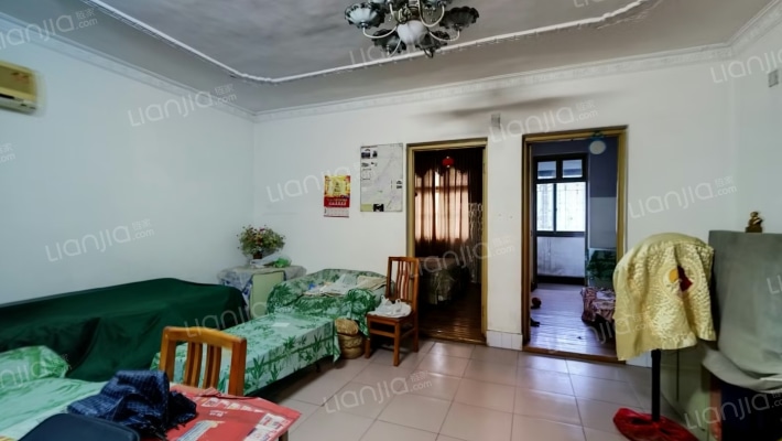 铁路宿舍二手房实景图