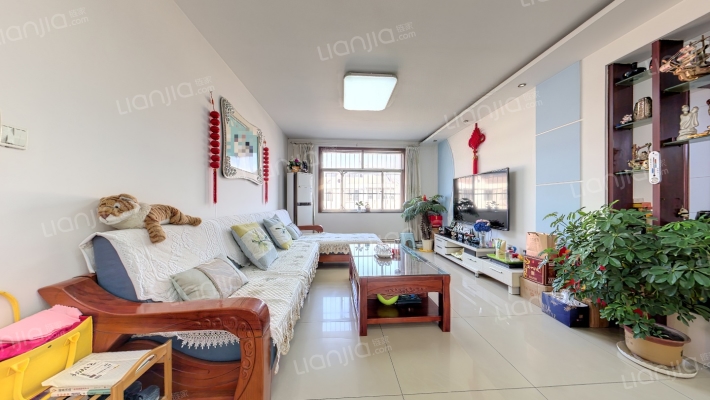 望岳C区二手房实景图