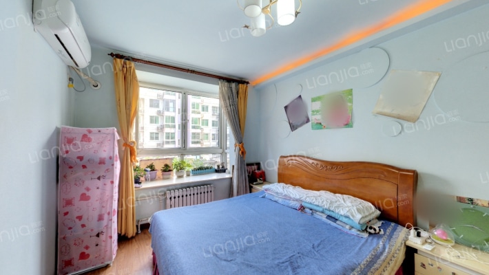 灵秀山庄二手房实景图