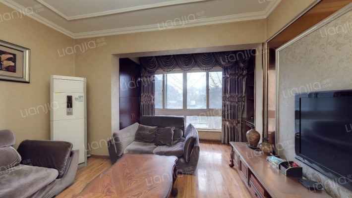 彩虹花园二手房实景图