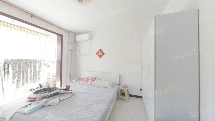 东街集资楼二手房实景图