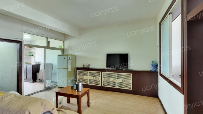 西中华小区二手房实景图