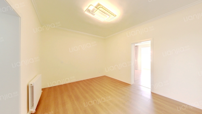 制革街二手房实景图